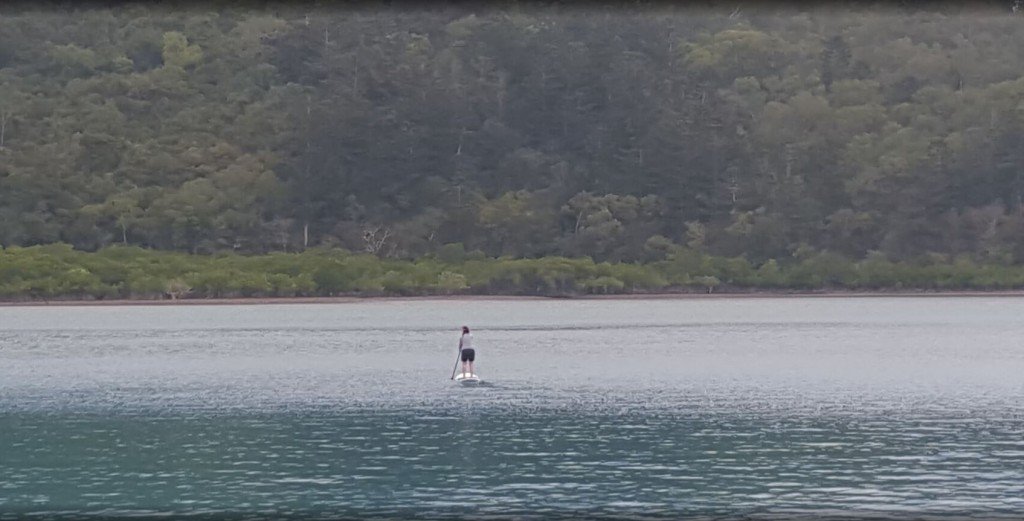 Sanna stand up paddle boarding